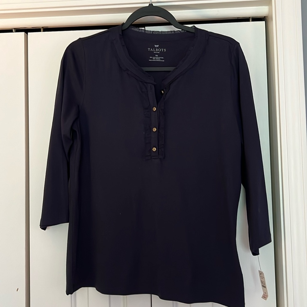 Women’s Talbots cropped sleeve navy colored top